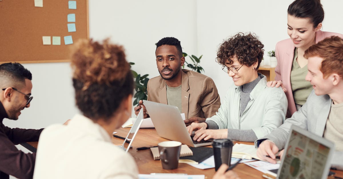 descubra la importancia de la diversidad en nuestra sociedad moderna, un factor esencial que enriquece nuestras experiencias, favorece la innovación y crea entornos inclusivos. aprenda cómo la diversidad cultural, étnica y de pensamiento puede transformar nuestras comunidades y fortalecer nuestra coexistencia.