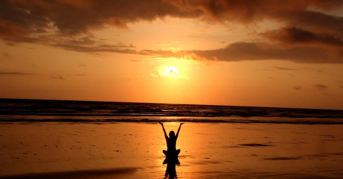 découvrez le pouvoir de la pleine conscience avec nos techniques et conseils pratiques. apprenez à vivre pleinement l’instant présent, à réduire le stress et à améliorer votre bien-être mental et émotionnel grâce à la mindfulness.